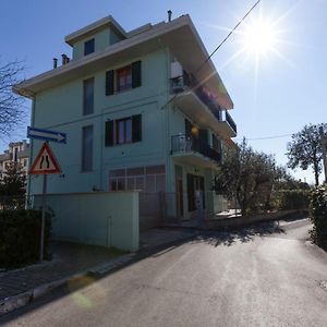 Camera standard con letto king size